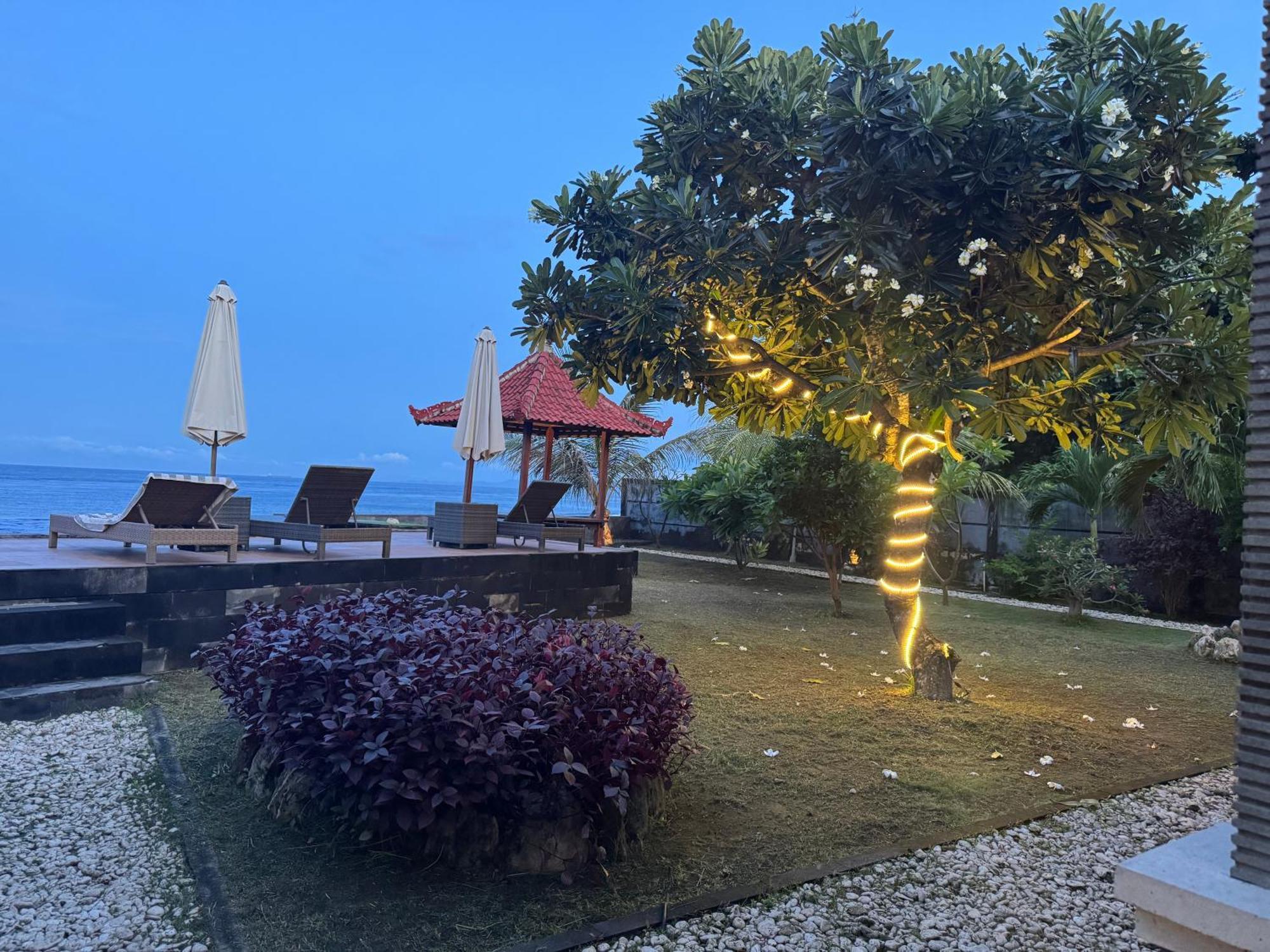 Cave Beach Bungalow Semaya Экстерьер фото